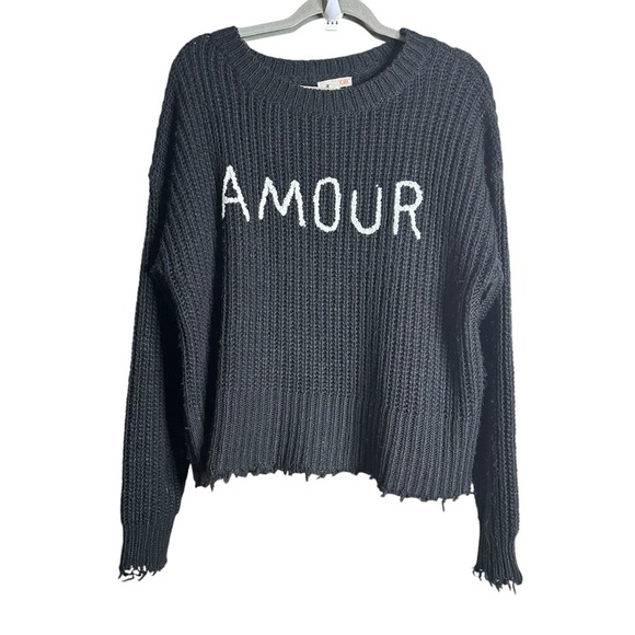 5 for $40 SALE! GB Amour Black Round Neck CableKnit Frayed Pullover Sweater M - Picture 1 of 10